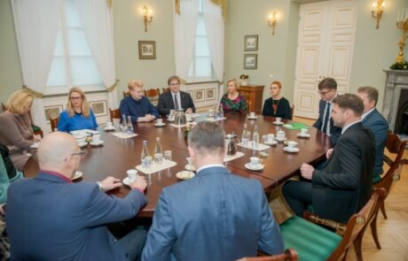 2018-12-06_074147794-2afef21a-3fbf-4a10-b45a-93dddffbb199